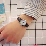 Woman Watch Korean fashion simple retro small round belt students