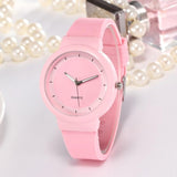 Woman Watch Fashion Casual Silicone Strap Analog Quartz Round